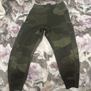 Offline Camo Leggings With pockets